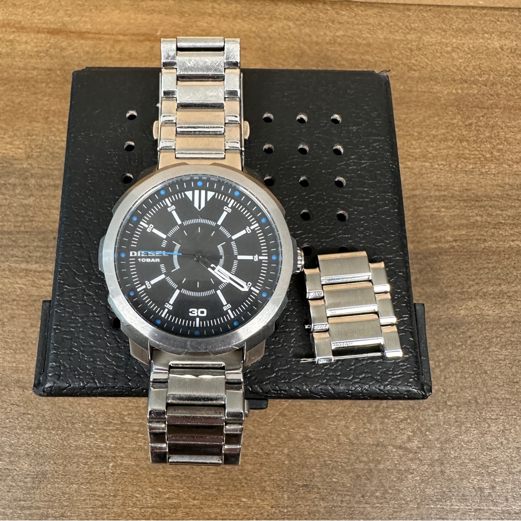 Diesel Mens Dz1786 Machinus Stainless Steel Watch  Mens Watch  Used